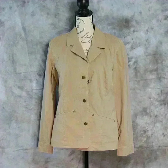 Women's Orvis Tan Blazer Size Medium snap front inside zip pockets - Picture 1 of 12